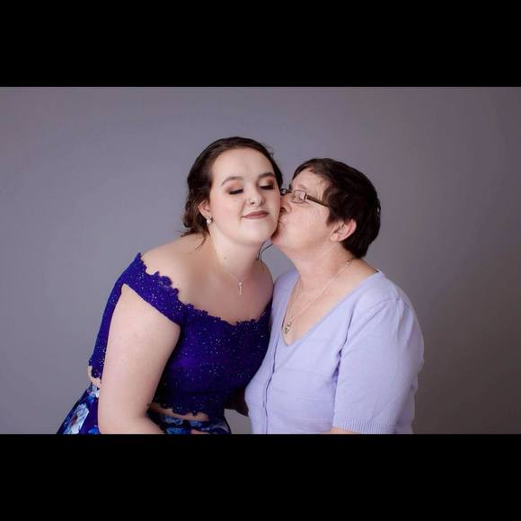 Meet your Posher, Mackenzie - Picture 1 of 1